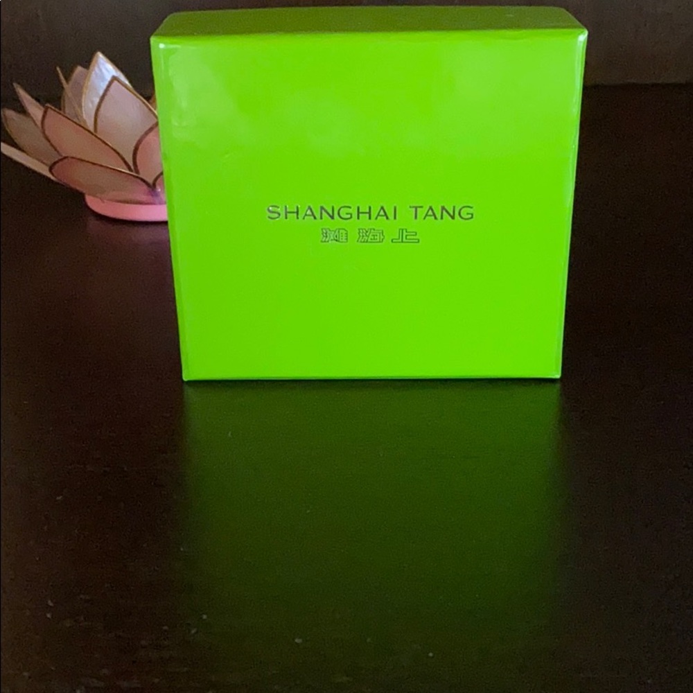 Shanghai Tang box